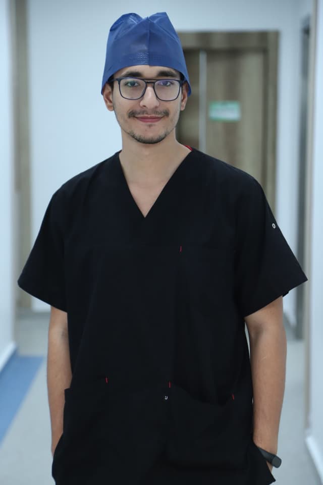 د. أحمد عبد الناصر